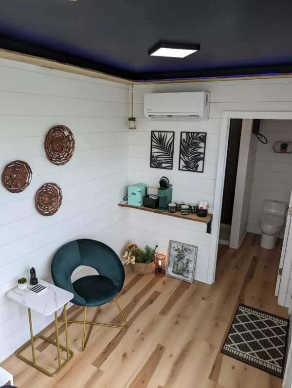 20 Foot Container Tiny House / Backyard Office / She Shed / Man Cave / ADU - Image 8