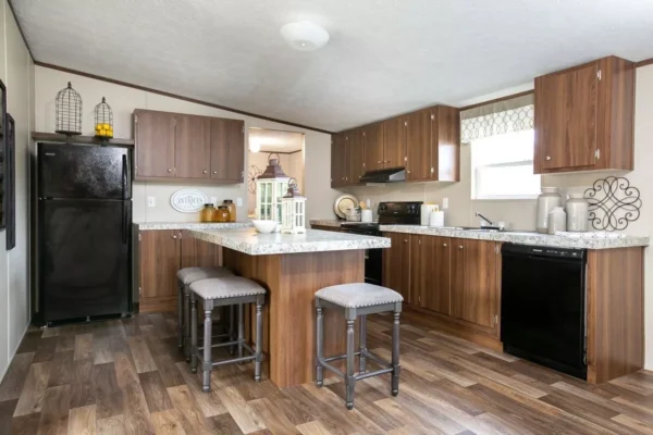 Spacious 5-Bedroom, 3-Bathroom Modular Home - Image 4
